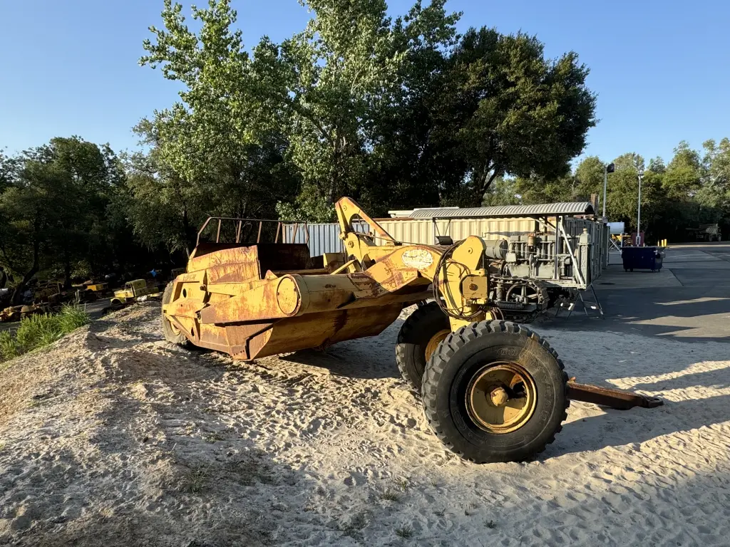 For sale Cat D7-17A, Cat 60 scraper, Cat 70 scraper, pull ripper ...